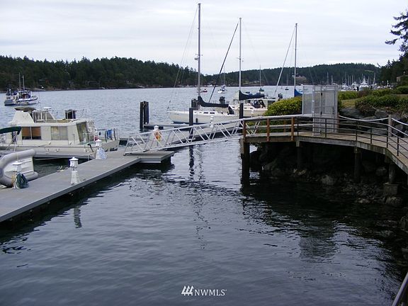 4th image of 26 Cannery Village Marina #26