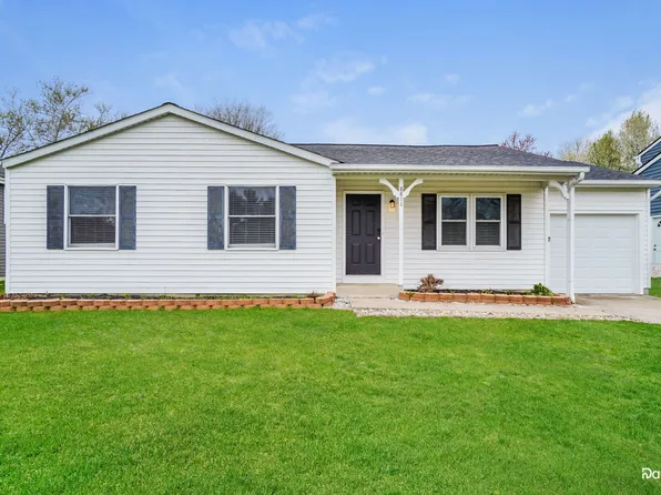 8811 Seabright Dr, Powell, OH 43065