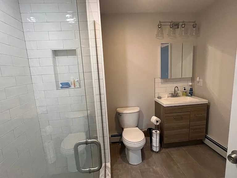 13 Edward St #2 — Photo 11