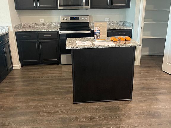 2nd image of 124 Caraway Ct #35