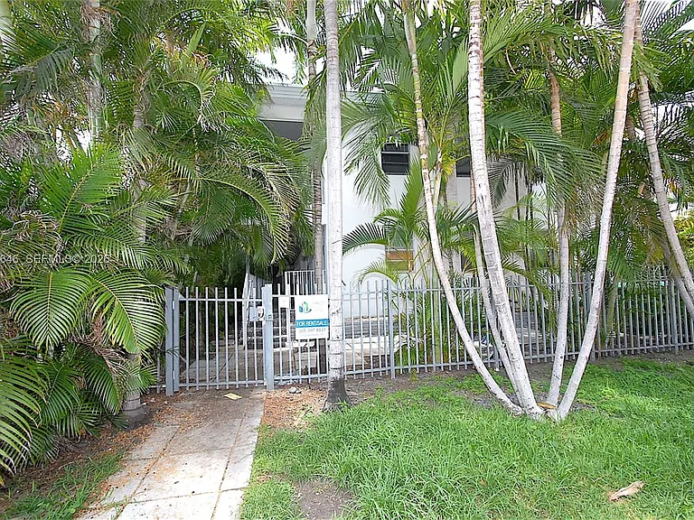 1604 Drexel Ave #109 — Photo 14