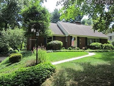 1st image of 707 E Highland Ave