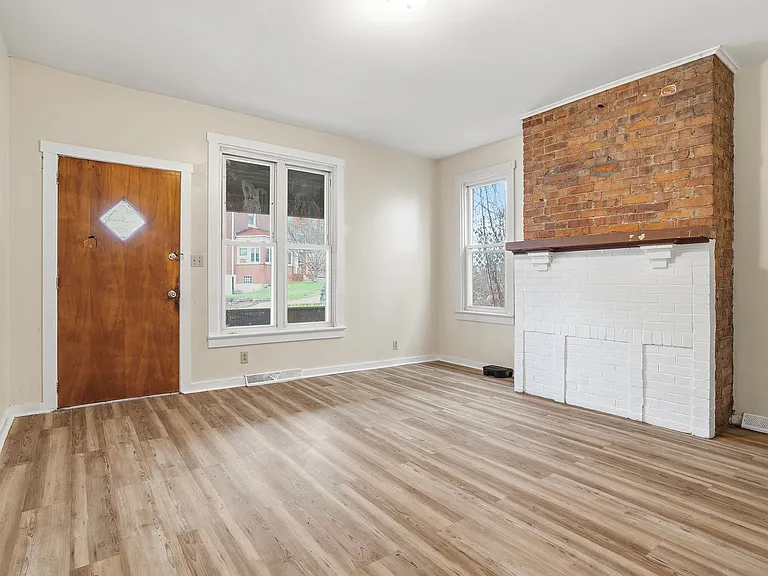 144 Ridge Ave #1 — Photo 2