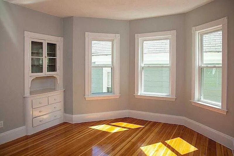 4 bed, $4,800 — Photo 4