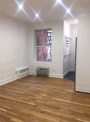 Rented by Town Residential | media 10