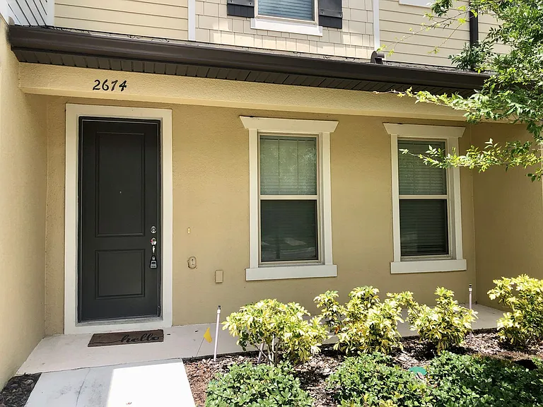 2674 Mead Ave — Photo 3