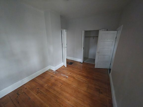 4th image of 1184 Sanford St Unit 2