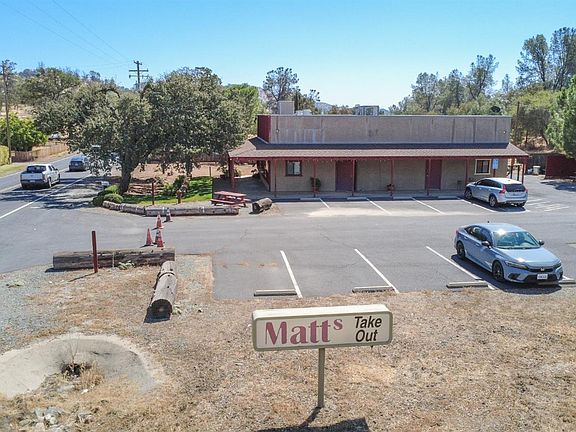 2nd image of 790 Main St