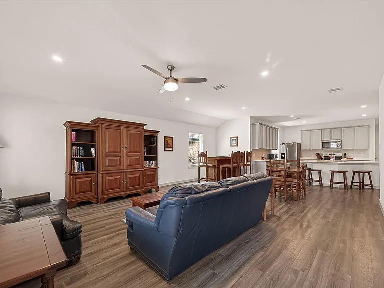 1119 Kinder Sky Ln — Photo 7