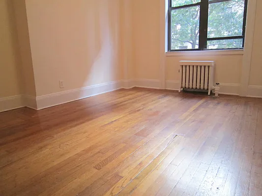 Rented by Bond New York | media 20