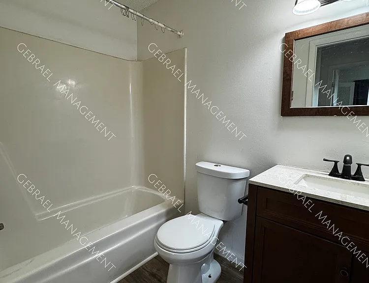 4430 E Mount Morris Rd — Photo 20