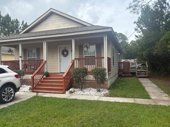 1508 Lima Dr, Gautier, MS 39553