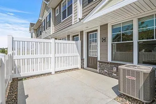 10904 Holly Pl N — Photo 12