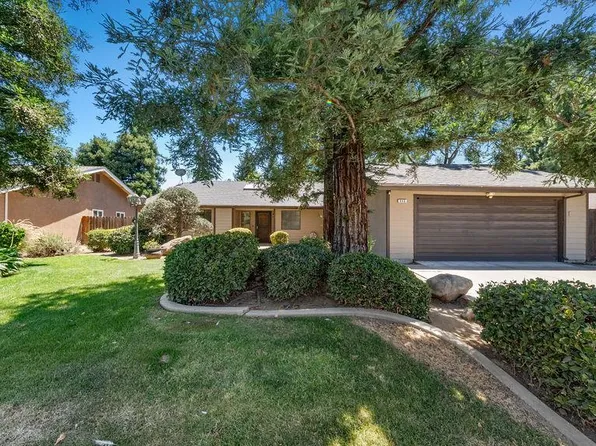 646 W Polson Ave, Clovis, CA 93612