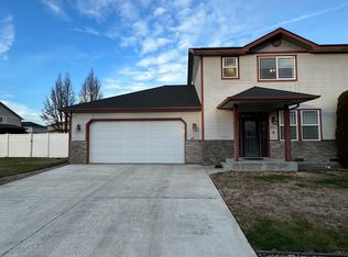 7007 Loren Pl, Yakima, WA 98908