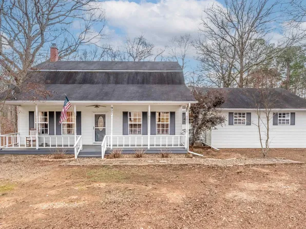907 Zeke Rd, Benton, AR 72019