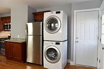 29 W Wyoming Ave #2L — Photo 7
