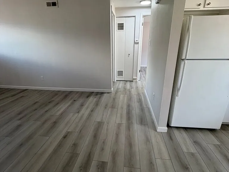 1809 Earlyview Ct — Photo 9