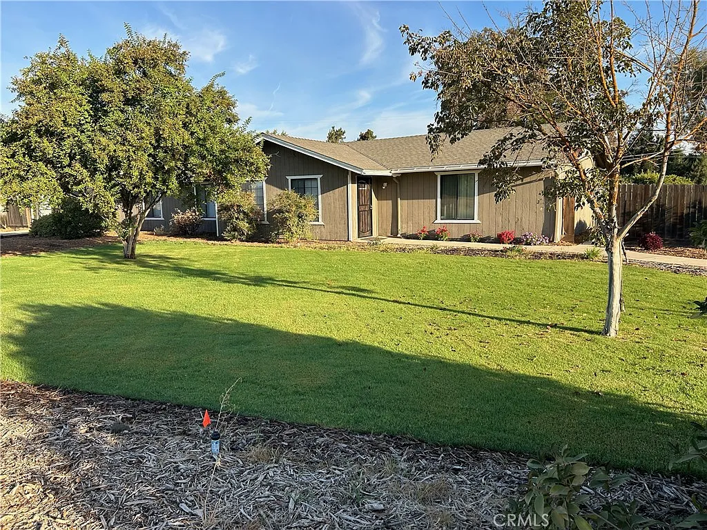 11896 Road 37 photo 1