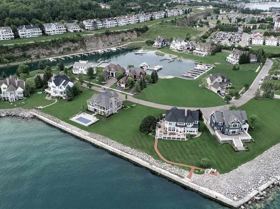 1st image of 3300 Village Harbor Dr