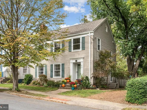 412 W Cecil St, Winchester, VA 22601