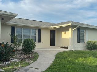 919 SE 29th Ter, Cape Coral, FL 33904