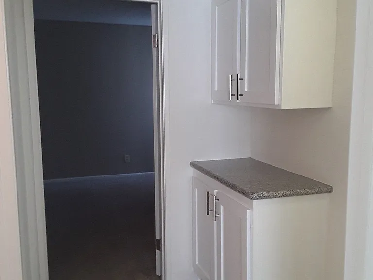Terrace Trousdale Apartments — Photo 37