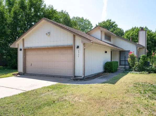 6904 E Mainsgate St, Wichita, KS 67226