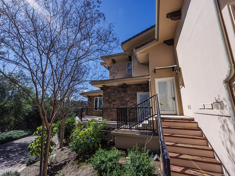 6029 Fairview Pl — Photo 54