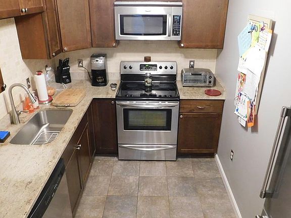 4th image of 417 Neponset St APT B