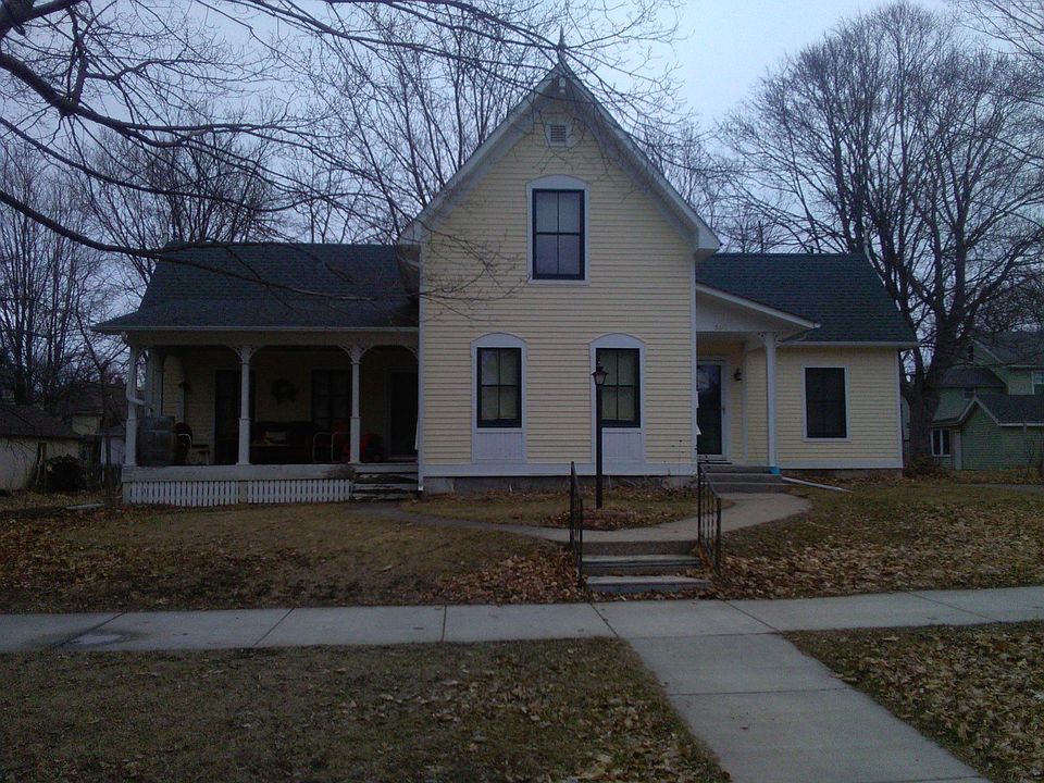 1st image of 507 College St S