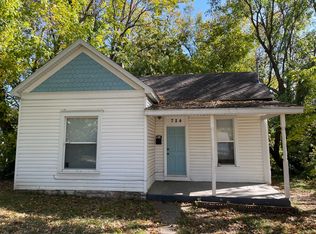 724 N Rogers Ave, Springfield, MO 65802