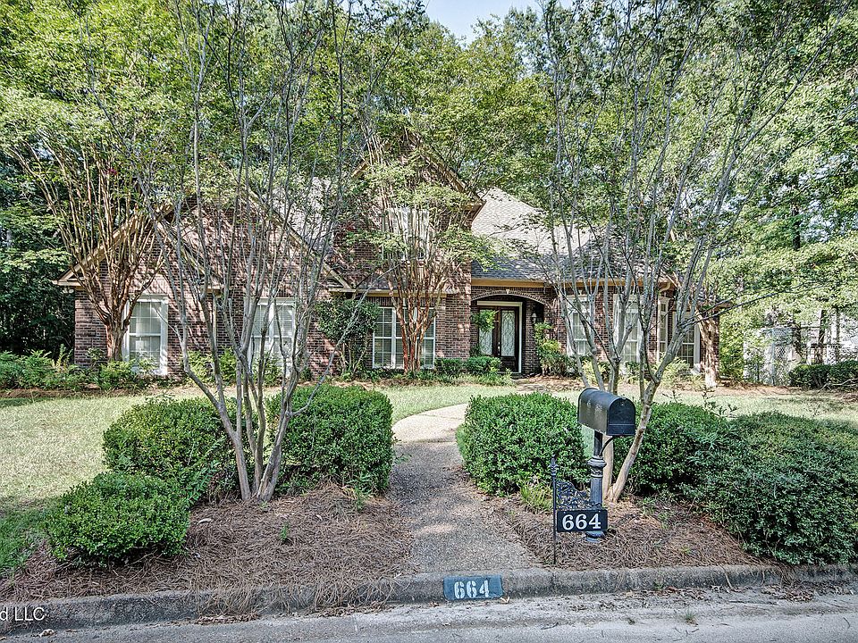 1st image of 664 Spring Lake Dr