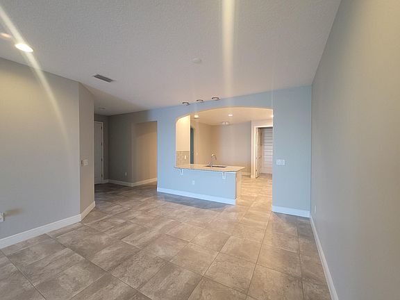 3rd image of 7533 Loren Cove Dr