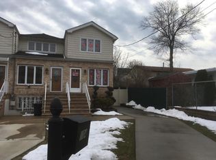 104 Saint Albans Pl, Staten Island, NY 10312