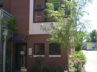 1033 Leavenworth Plz #5C, Omaha, NE 68108