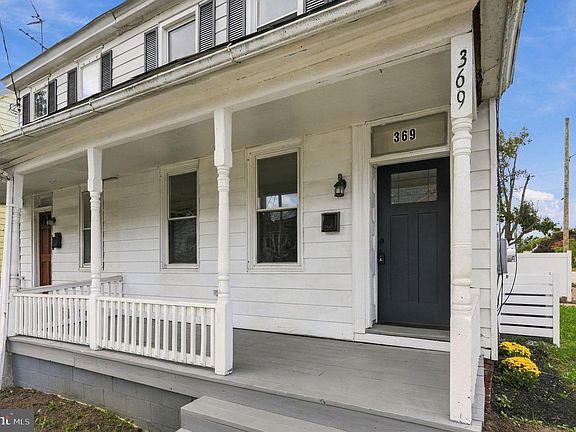 4th image of 369 E Broadway Ave