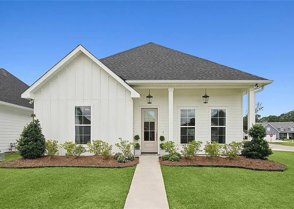 1st image of 2020 Begue Ln