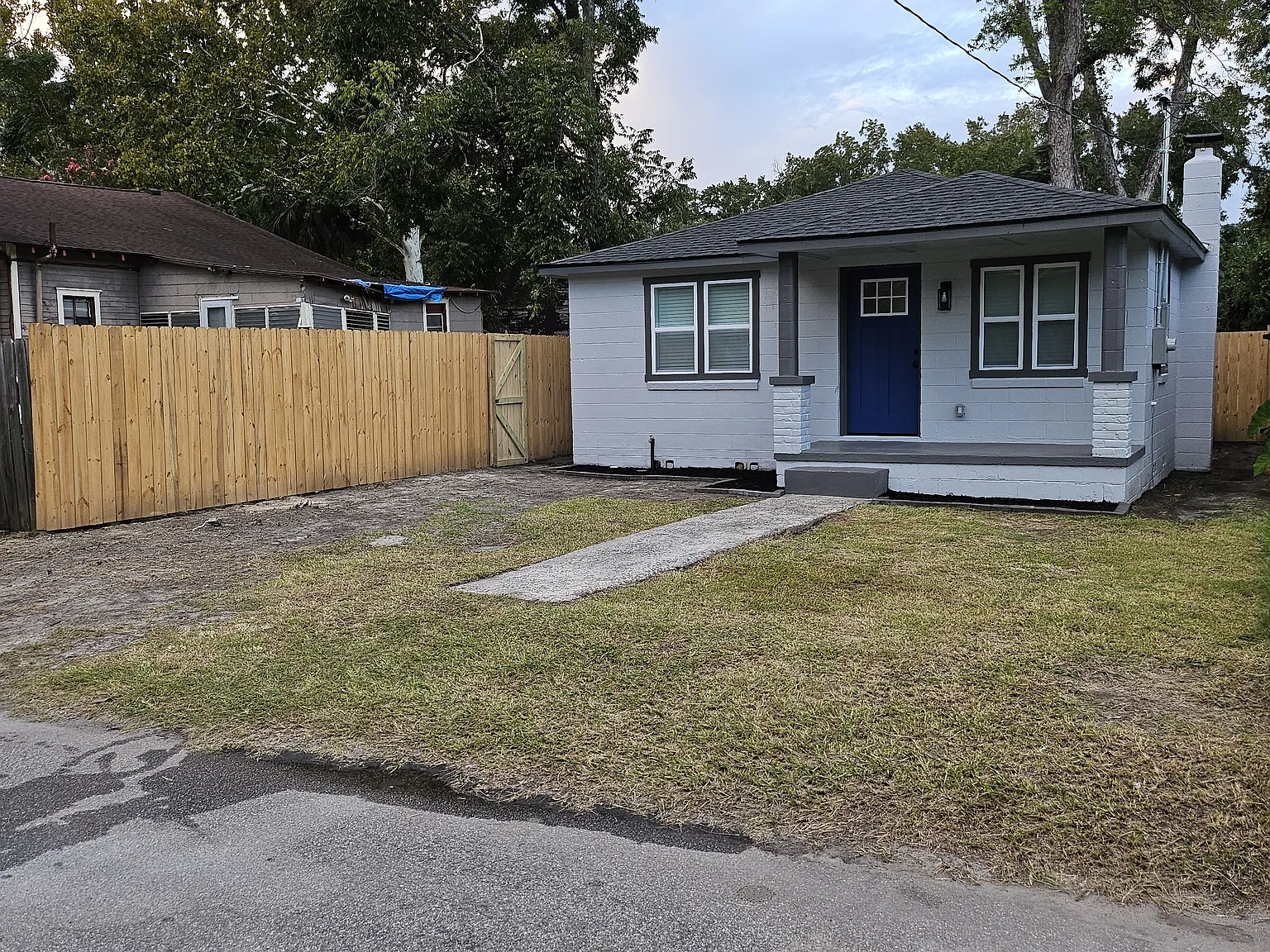 2 bed, 672 sqft, $1,700 — Photo 3
