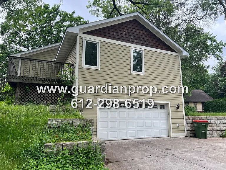 1158 Summit Ave — Photo 20