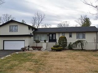 9 Barbara Dr, Englewood Cliffs, NJ 07632