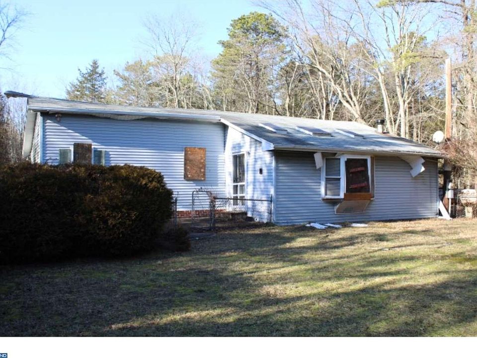 2nd image of 147 Seymour St