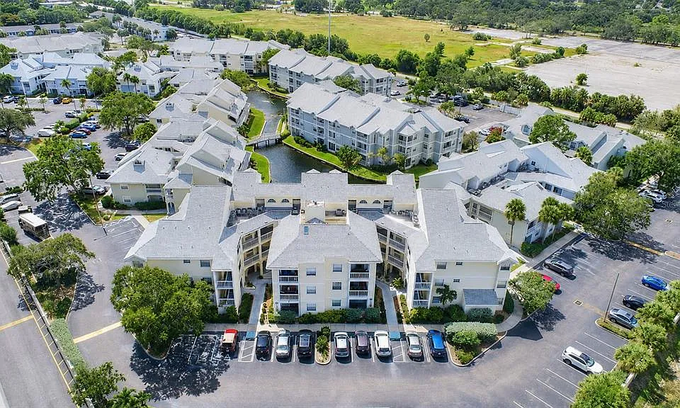 6931 Stones Throw Cir N #5208