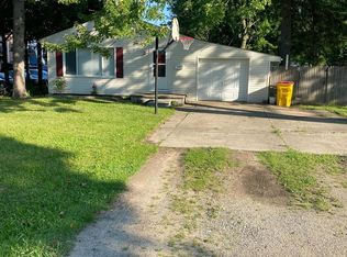 7584 Greeley St, Utica, MI 48317