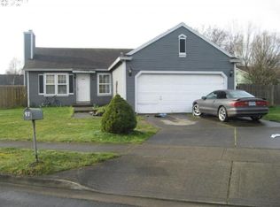 97 S Linden St, Cornelius, OR 97113