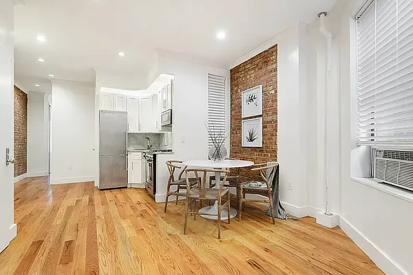 Rented by Compass | media 17