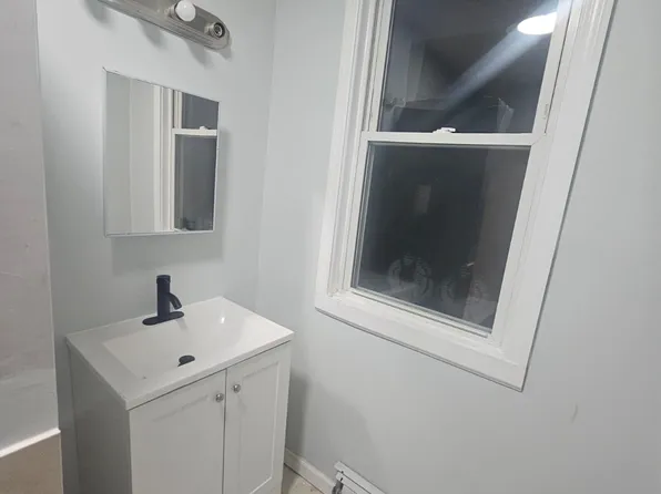 196 Smith St APT 2, Newark, NJ 07106