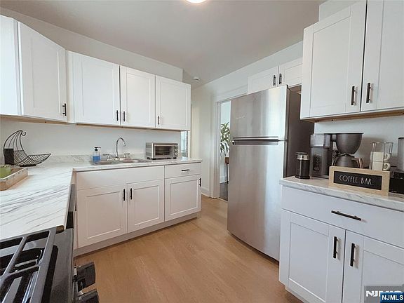 2nd image of 203 Feronia Way 2
