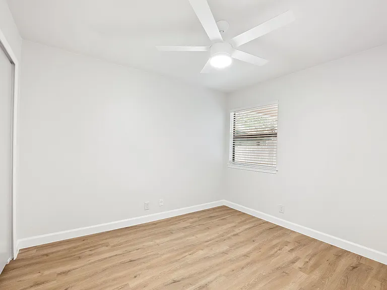 13018 Brook Garden Ln — Photo 12