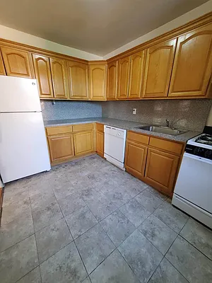 Rented by Contact Realty | media 12